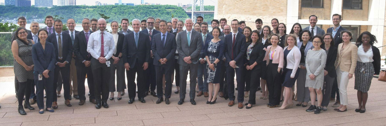 image of otolaryngology residents and faculty