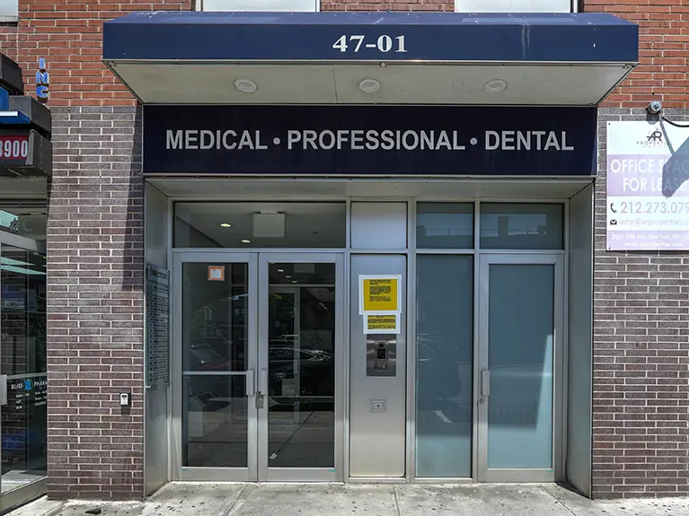 47-01 Queens Boulevard Location