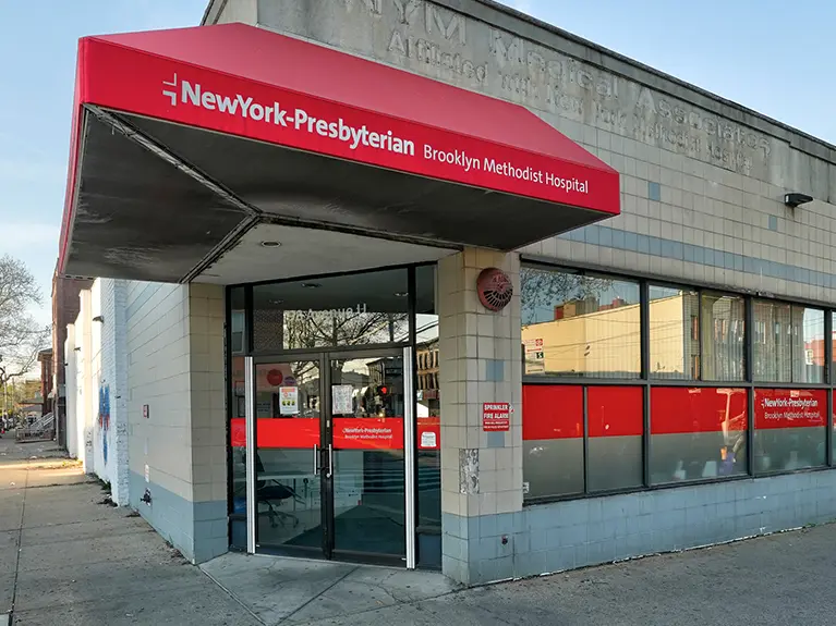 98 Avenue U location